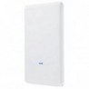 ACCESS POINT UBIQUITI 2,4GHZ/5GHZ 2 P10/100/1000 3ANTENNE 8DBI